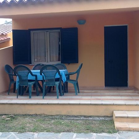 Residence La Pineta Budoni Bagian luar foto