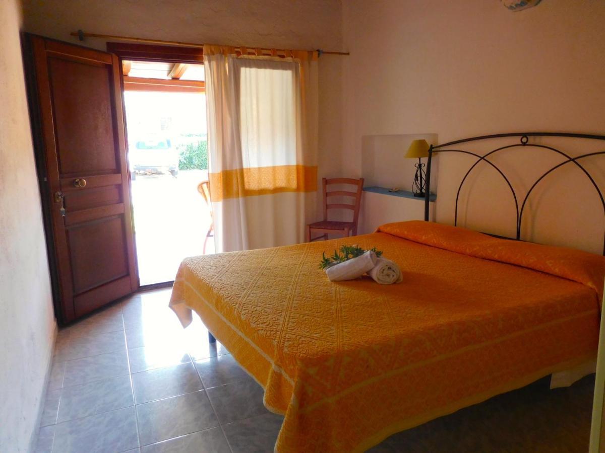 Residence La Pineta Budoni Bagian luar foto