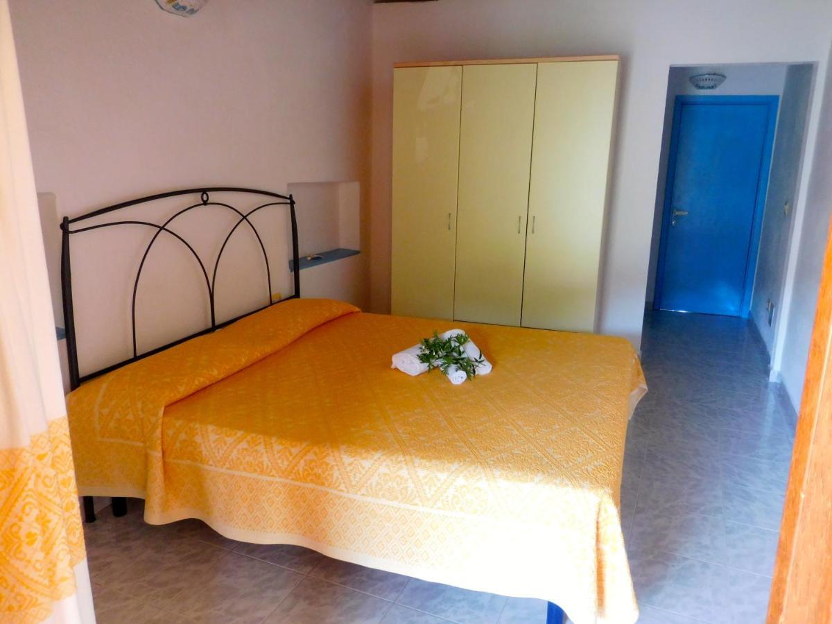 Residence La Pineta Budoni Bagian luar foto