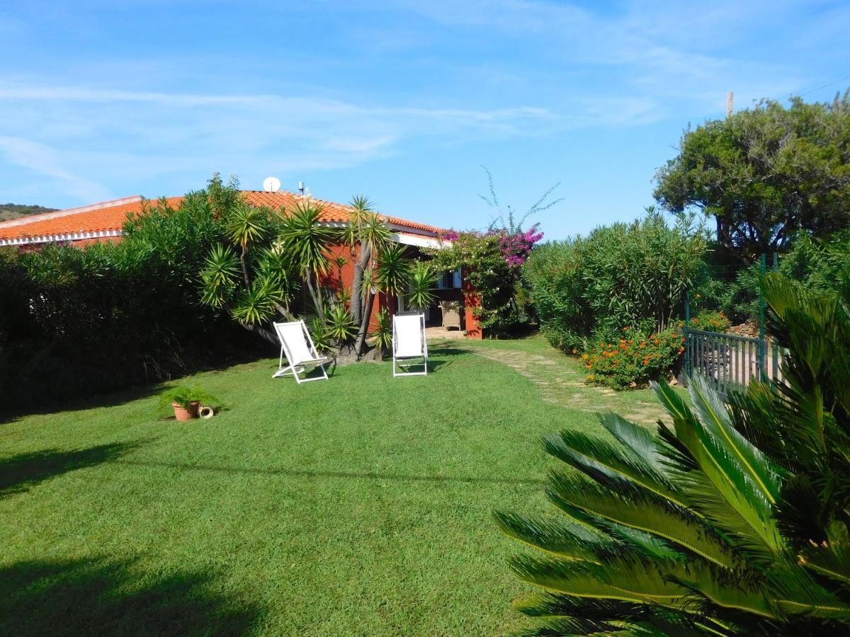 Residence La Pineta Budoni Bagian luar foto