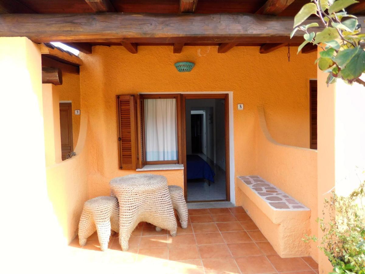 Residence La Pineta Budoni Bagian luar foto