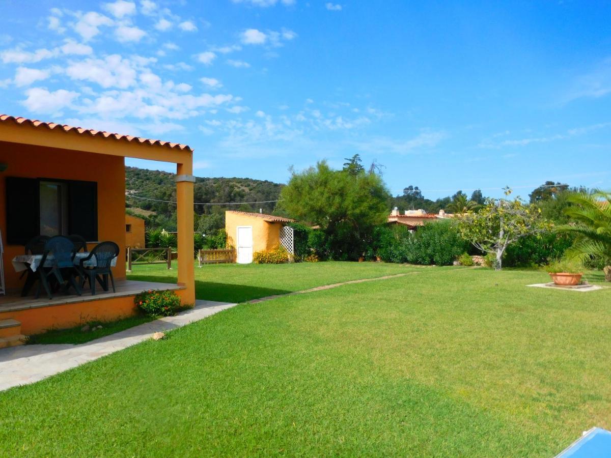Residence La Pineta Budoni Bagian luar foto