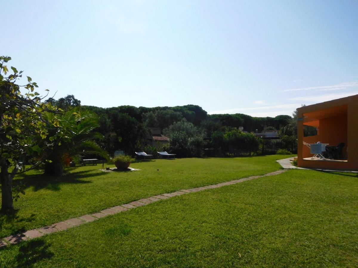 Residence La Pineta Budoni Bagian luar foto